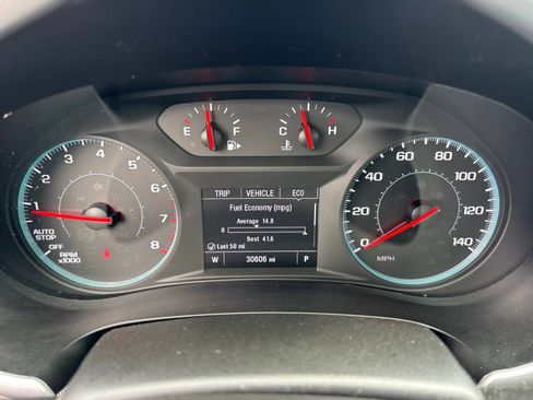 Used 2023 Chevrolet Malibu LT FWD image 18