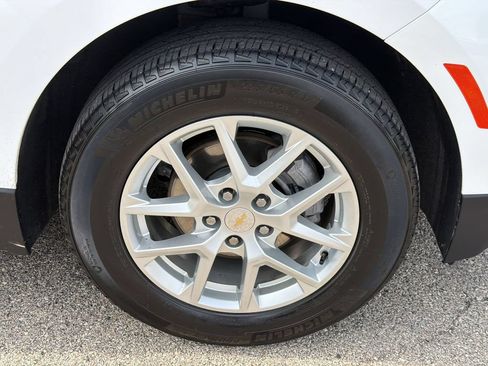 Used 2024 Chevrolet Equinox LS w/ LS Convenience Package FWD image 14
