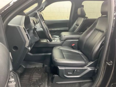 Used 2021 Ford Expedition Max XLT AWD/4WD image 7