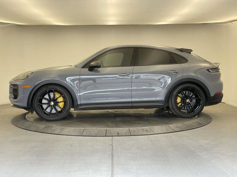 Certified 2024 Porsche Cayenne Turbo GT AWD/4WD image 2