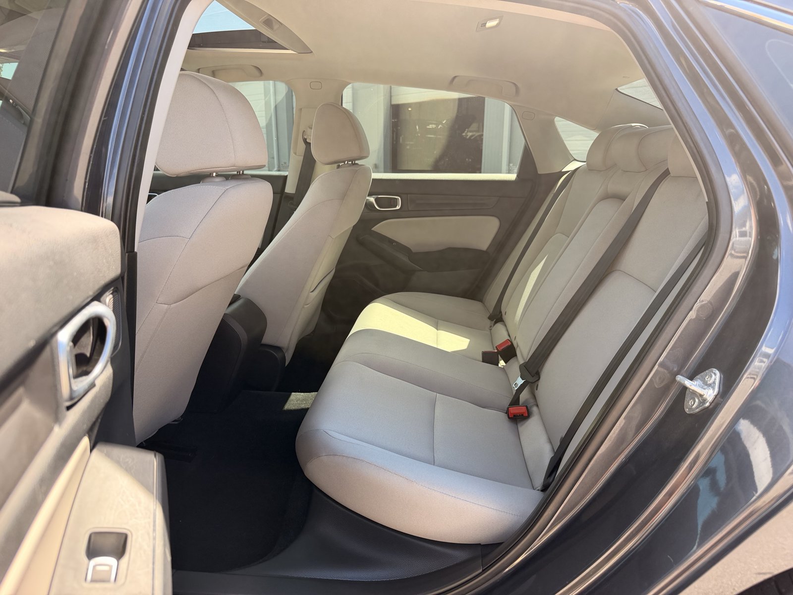Used 2022 Honda Civic EX image 29
