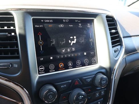 Used 2018 Jeep Grand Cherokee Summit w/ Platinum Series Group AWD/4WD image 23
