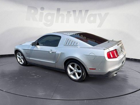 Used 2011 Ford Mustang GT Premium w/ GT Coupe Accessory Pkg 1 RWD image 3