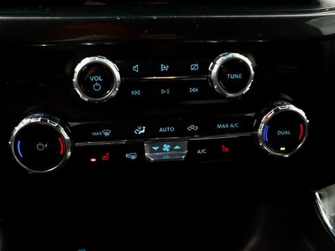 Certified 2022 Ford F150 XLT w/ Equipment Group 302A High image 29