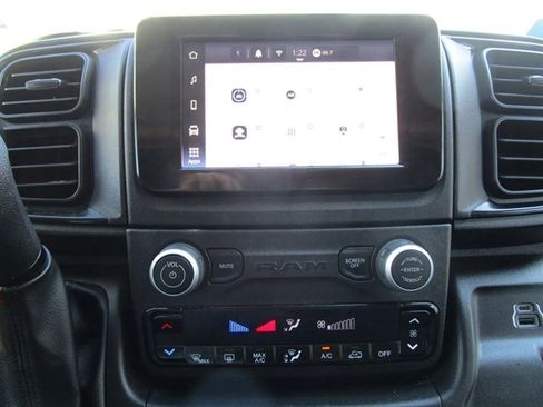 Used 2025 RAM ProMaster 2500 w/ Convenience Group image 30