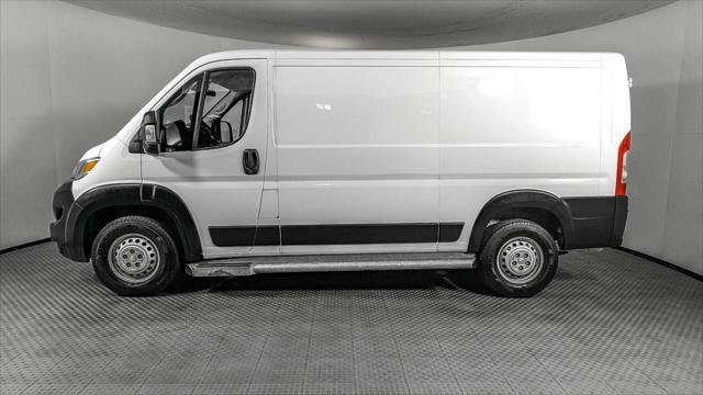 Used 2025 RAM ProMaster 2500 w/ U-Haul Equipment Group FWD image 3
