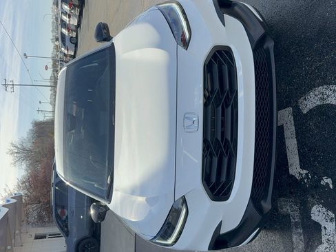 Used 2026 Honda HR-V Sport image 2