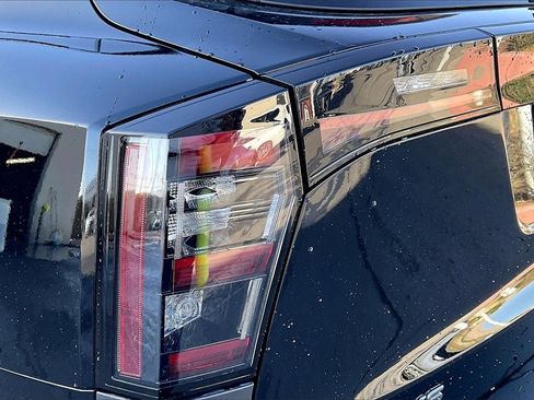 Used 2025 Nissan Kicks SV image 27