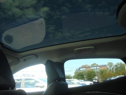 Used 2021 Ford Mustang Mach-E Premium image 16