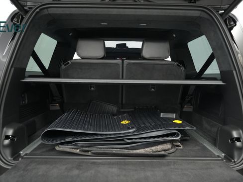 Used 2025 Rivian R1S Premium AWD/4WD image 8