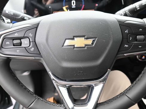 New 2026 Chevrolet Trax LT w/ LT Convenience Package image 5