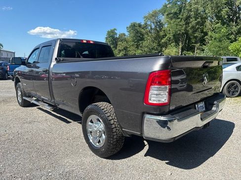 Used 2019 RAM 2500 Tradesman w/ Chrome Appearance Group AWD/4WD image 4