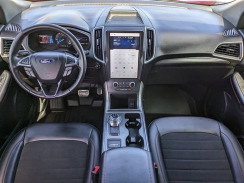 Used 2022 Ford Edge ST-Line image 16