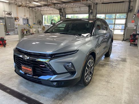 Used 2026 Chevrolet Blazer RS w/ Driver Confidence II Package AWD/4WD image 6