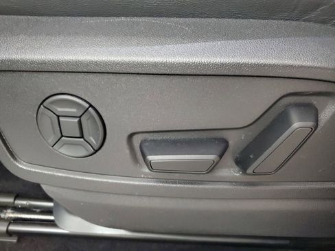 Used 2025 Audi Q5 Premium w/ Premium Plus AWD/4WD image 21