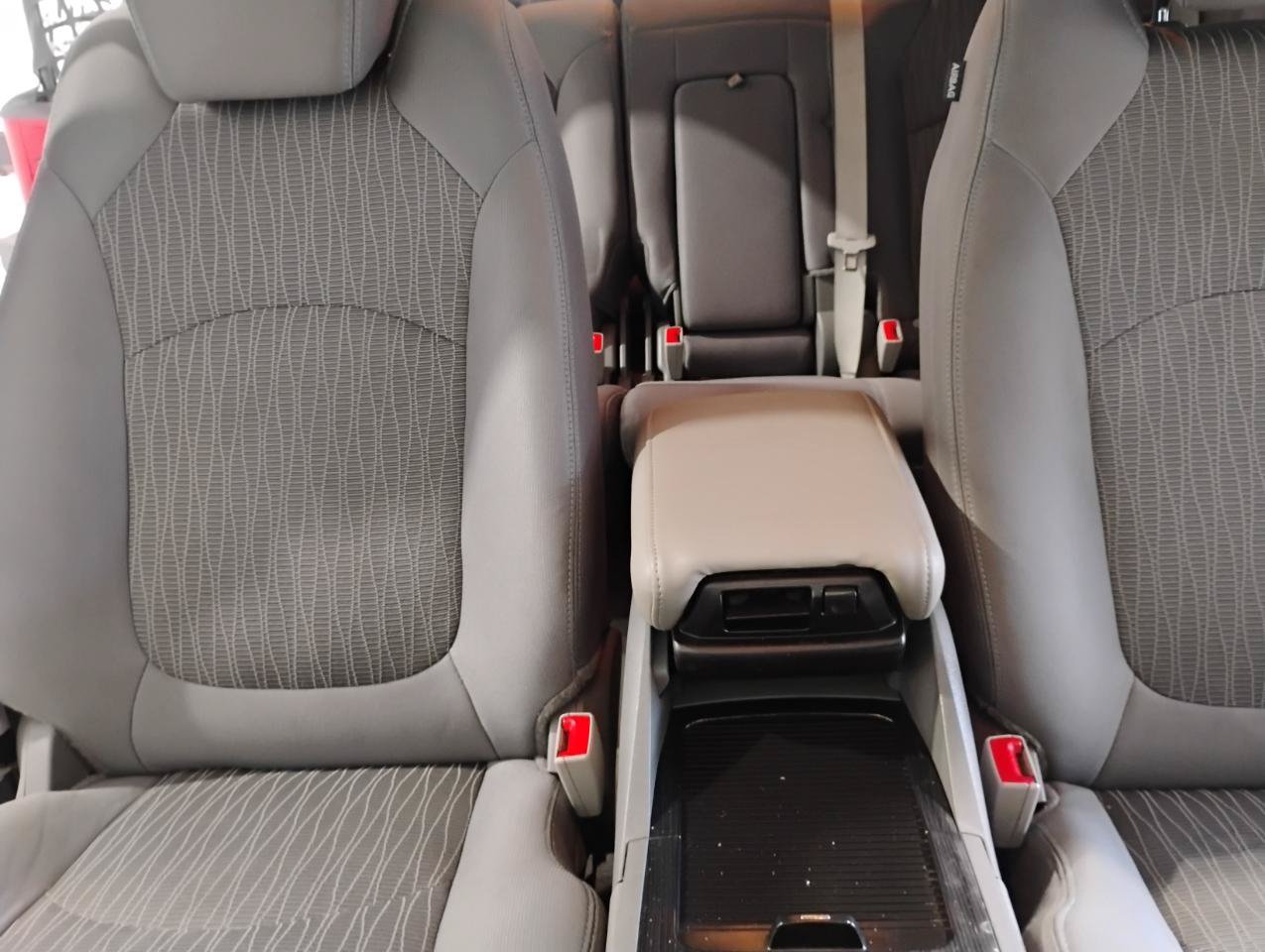 Used 2017 Chevrolet Traverse LT FWD image 54