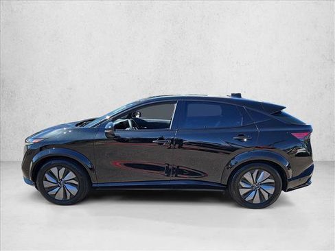 Used 2024 Nissan Ariya AWD image 9