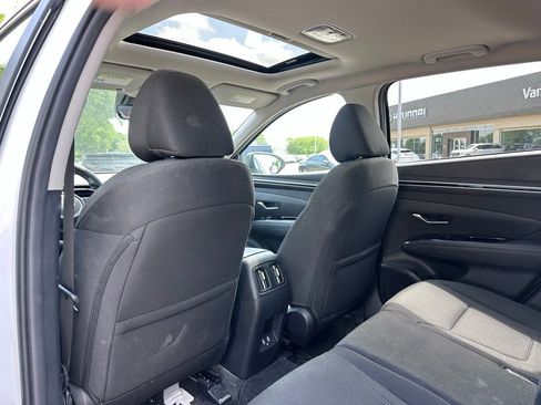 Used 2022 Hyundai Tucson SEL w/ Convenience Package image 17