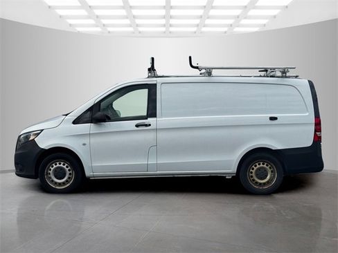 Used 2020 Mercedes-Benz Metris image 4