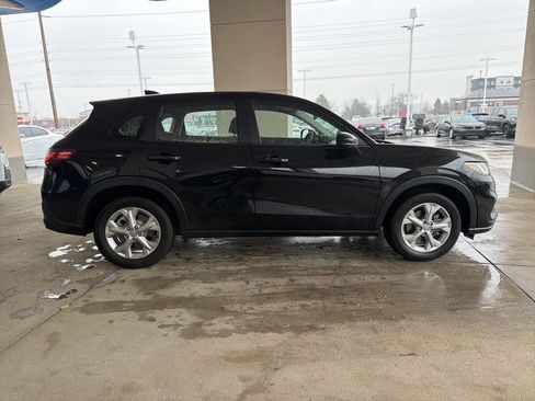 Certified 2024 Honda HR-V LX image 6