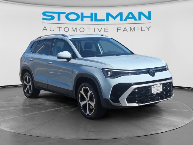 Certified 2026 Volkswagen Taos SEL AWD/4WD image 3