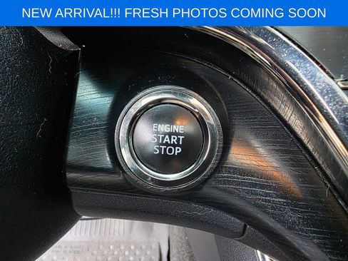 Used 2016 Toyota Avalon Limited image 13