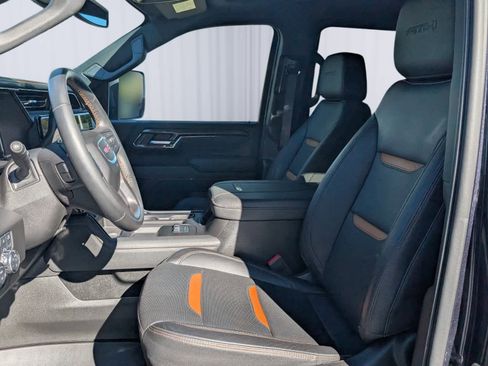 Certified 2024 GMC Sierra 2500 AT4 w/ AT4 Preferred Package image 12