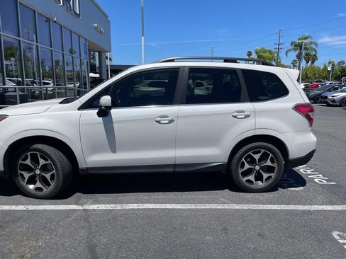 Used 2015 Subaru Forester 2.0XT Premium w/ Popular Package #2 AWD/4WD image 5