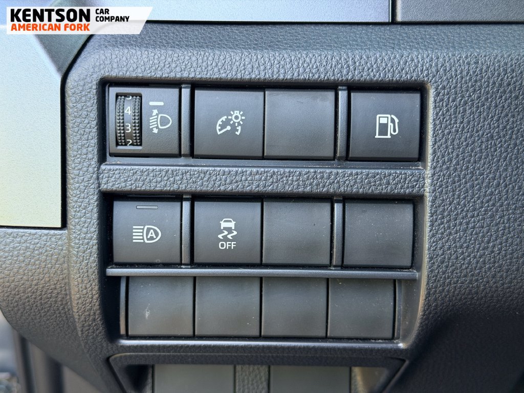 Used 2026 Toyota 4Runner SR5 AWD/4WD image 18