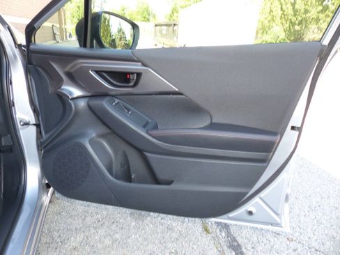 Used 2024 Subaru Impreza 2.0i Sport AWD/4WD image 43