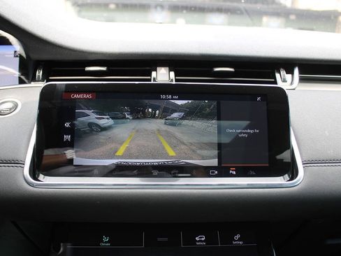 Used 2020 Land Rover Range Rover Evoque S AWD/4WD image 24
