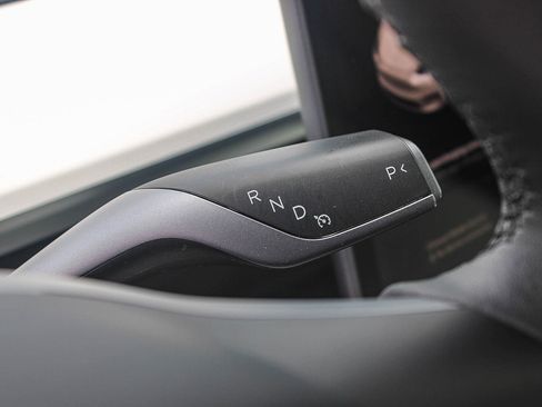 Used 2022 Tesla Model Y Performance image 20