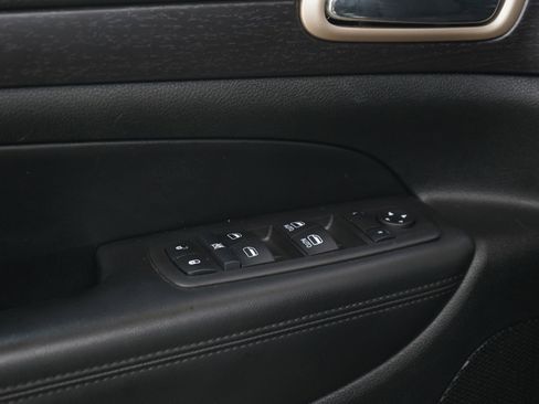 Used 2014 Jeep Grand Cherokee Laredo AWD/4WD image 21