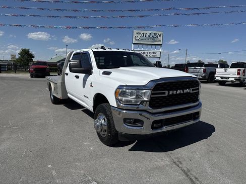 Used 2023 RAM 3500 SLT w/ Quick Order Package 2YG SLT AWD/4WD image 15