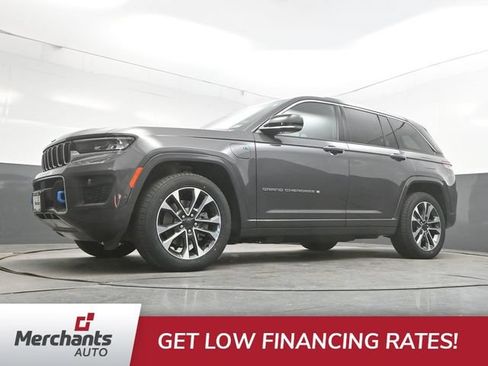 Used 2023 Jeep Grand Cherokee Overland AWD/4WD image 35