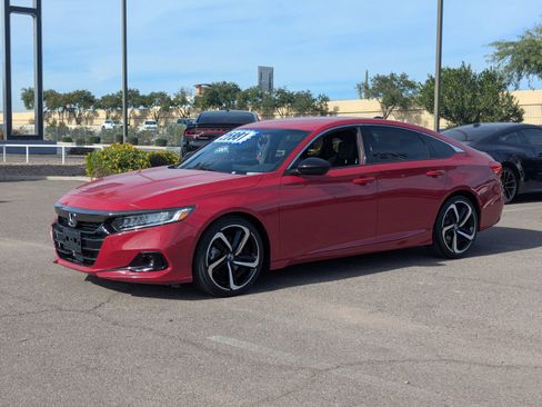 Used 2021 Honda Accord Sport image 2