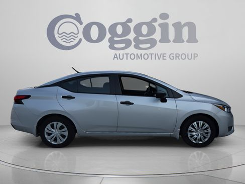 Used 2024 Nissan Versa S w/ Trunk Package FWD image 6