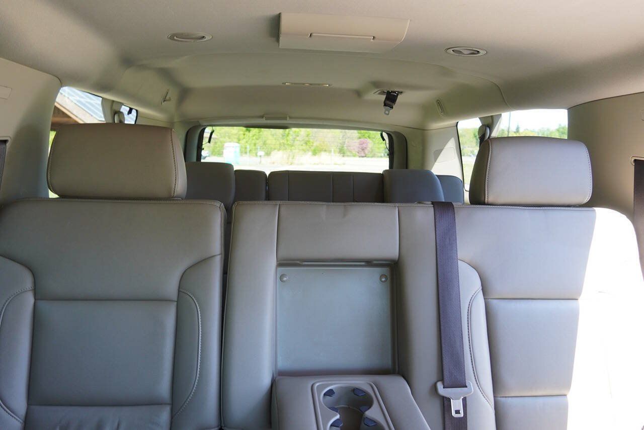 Used 2019 Chevrolet Suburban LT AWD/4WD image 16