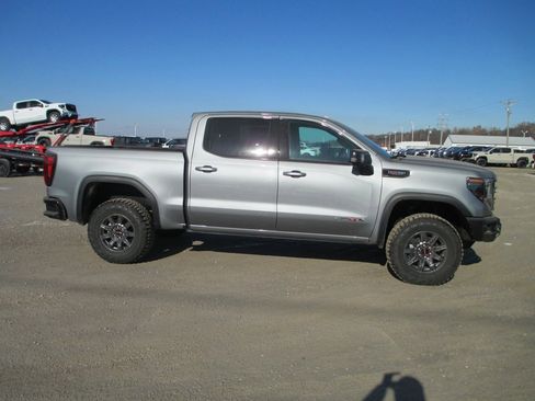 New 2026 GMC Sierra 1500 AT4X image 3