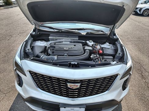 Used 2023 Cadillac XT4 Premium Luxury w/ Cold Weather Package AWD/4WD image 18