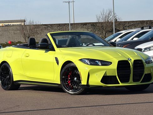 Used 2025 BMW M4 xDrive Competition image 2