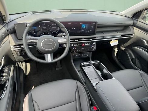 New 2026 Hyundai Tucson Limited image 13