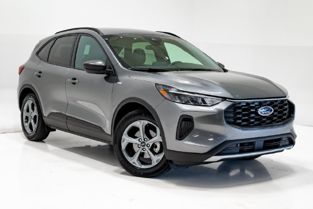 Used 2025 Ford Escape ST-Line FWD image 8