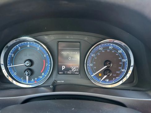 Used 2017 Toyota Corolla SE image 17