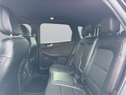 Used 2025 Ford Escape ST-Line w/ Cold Weather Package image 13