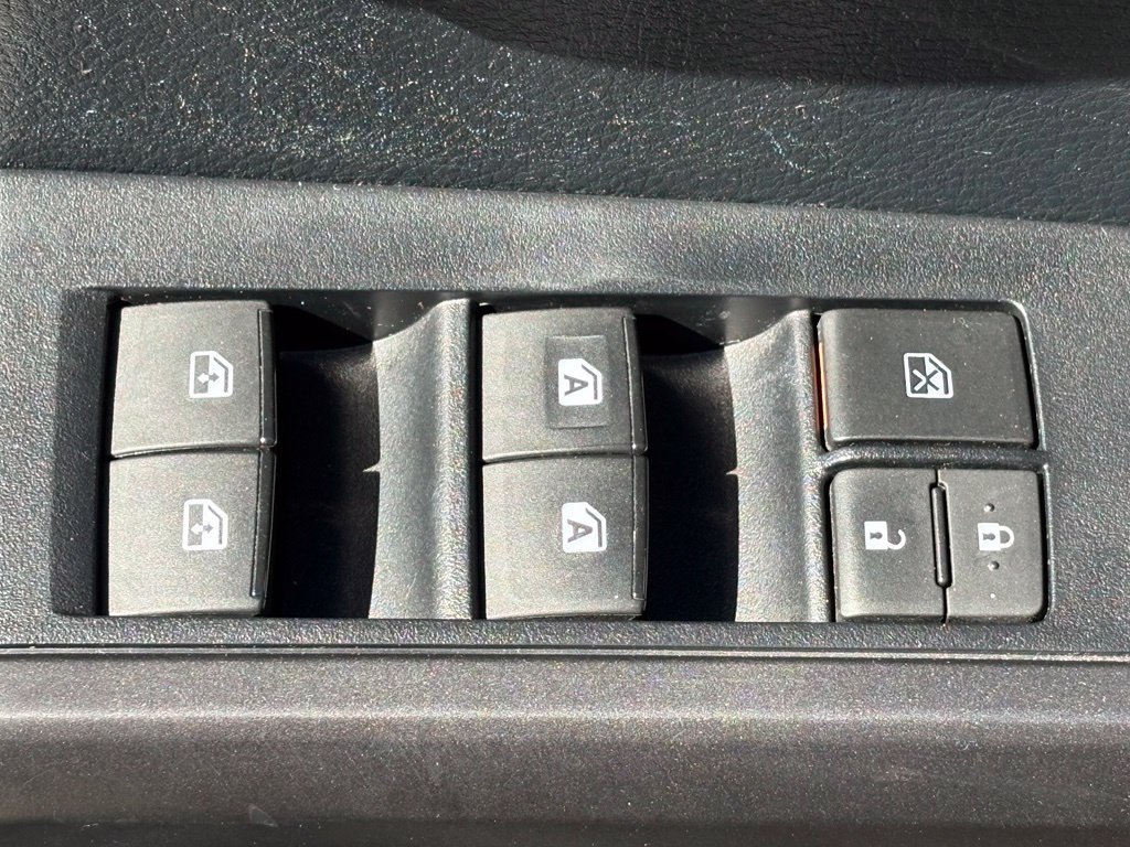 Used 2017 Toyota Tacoma TRD Off-Road RWD image 35