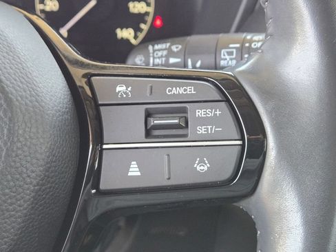 Used 2024 Honda HR-V EX-L image 19