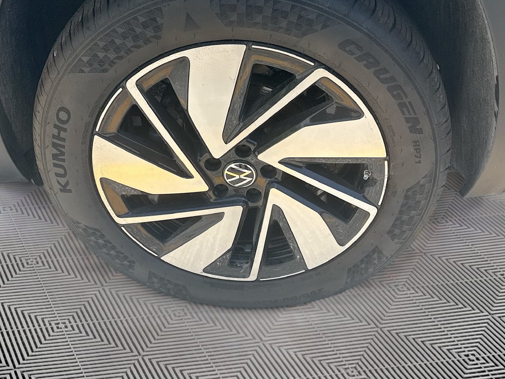 Used 2025 Volkswagen Atlas SE AWD/4WD image 35