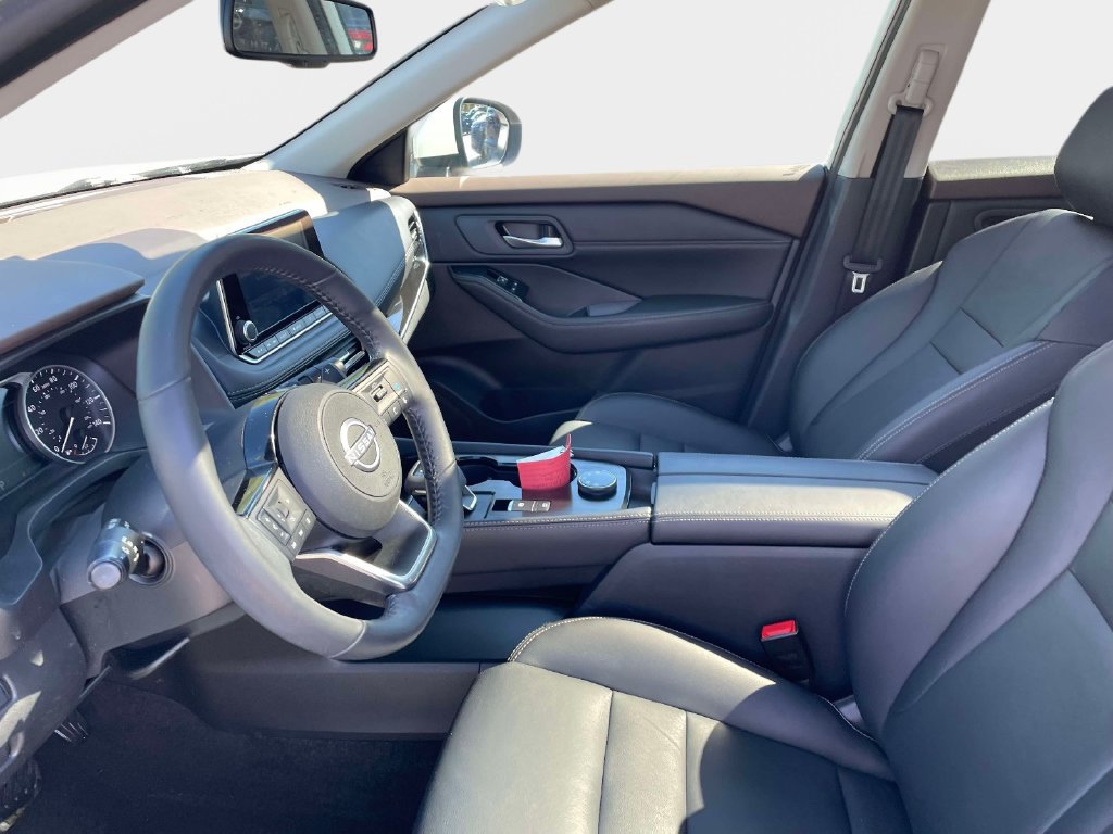 Used 2023 Nissan Rogue SL AWD/4WD image 22