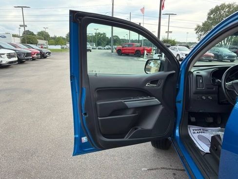 Certified 2022 Chevrolet Colorado LT w/ LT Convenience Package AWD/4WD image 14